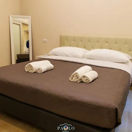 Domus Degli Dei * روما