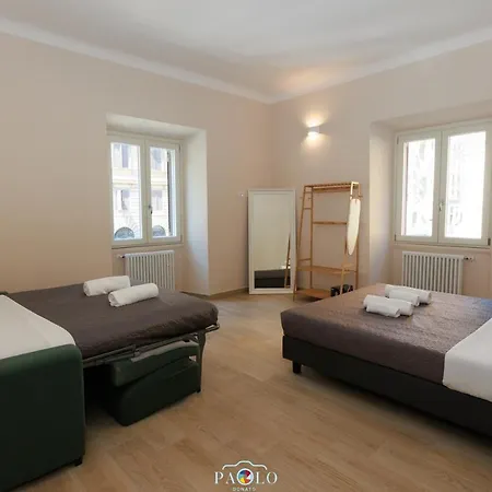 Domus Degli Dei * روما